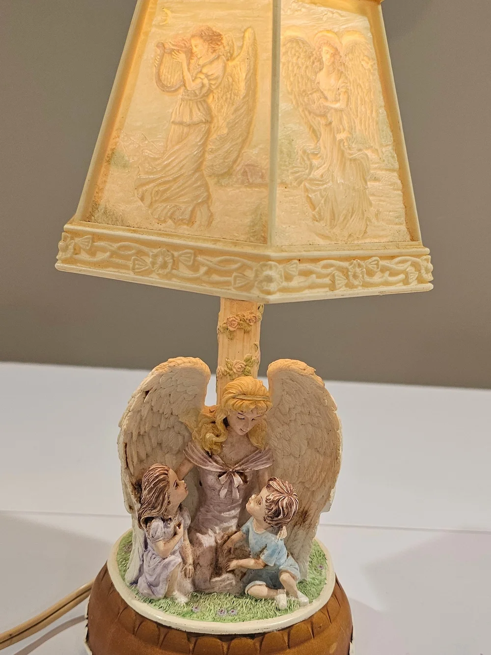 Vintage Guardian Angel Watching Over Children Table Lamp in Cream and Brown.